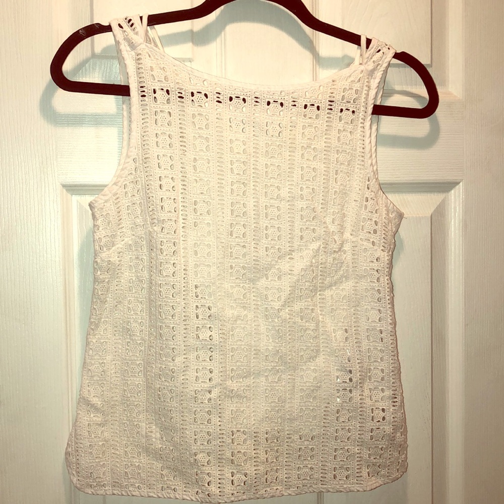 Banana Republic White eyelet sleeveless shirt